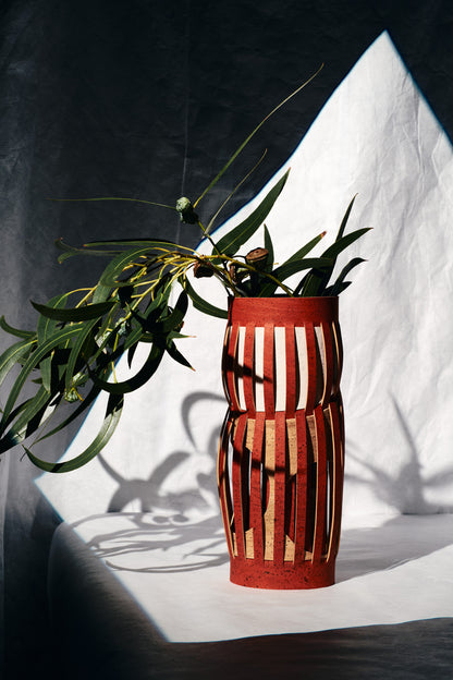 Vase COLUMN RED L – Edition 1 / Edition 2